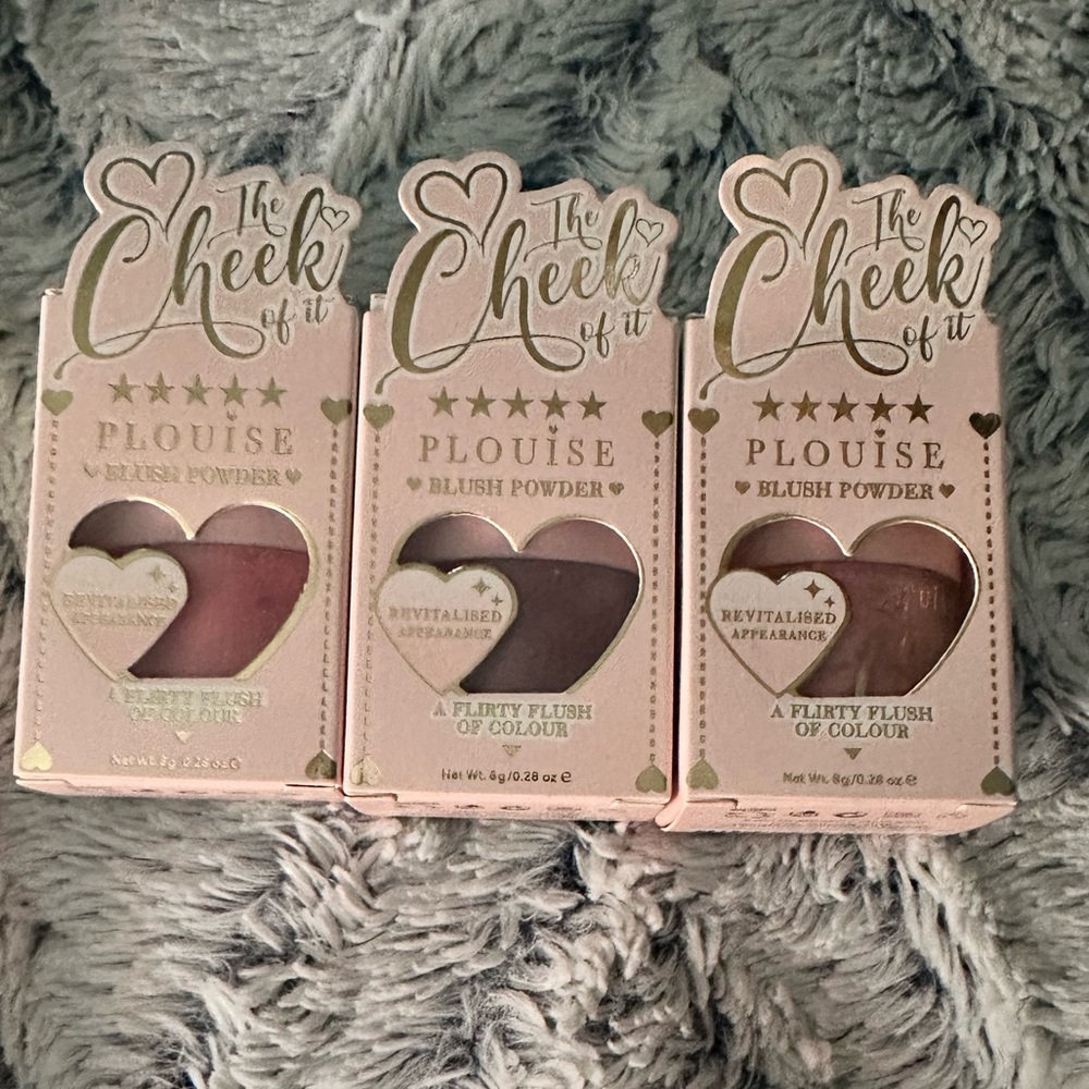 Plouise powder blush trio
